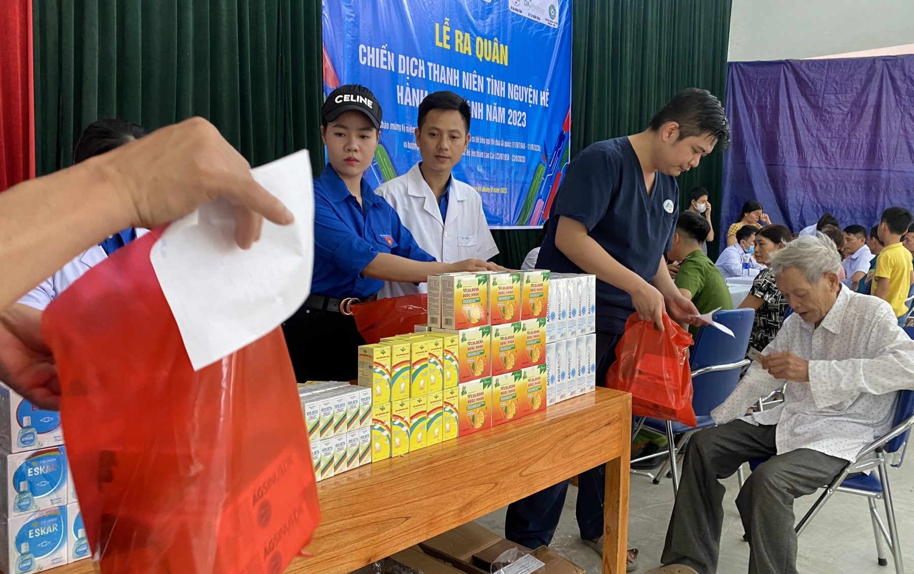 DK PHARMA ĐỒNG HÀNH CÙNG CHIẾN DỊCH TÌNH NGUYỆN HÀNH QUÂN XANH